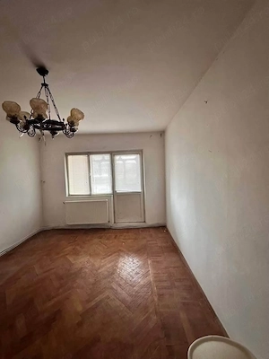 De vanzare apartament cu 3 camere, 2 bai și balcon, zona Pietional Stefan Cel Mare 52000euro - imagine 9