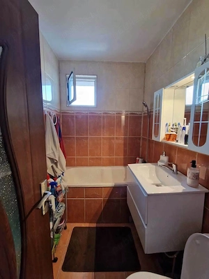 De vanzare apartament cu 2 camere, debara, loc de parcare, mobilat și utilat 55000euro - imagine 9