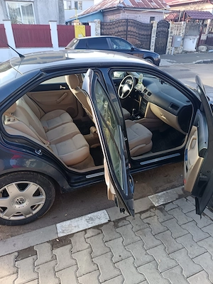 Vând Volkswagen Bora 