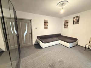 Apartament spatios cu o camera, 32 mp utili + balcon, parter - Sagului