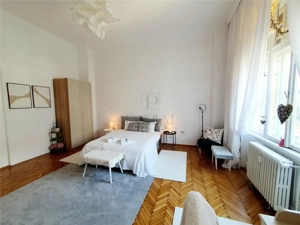 ULTRACENTRAL - 3 CAMERE - SPATIOS - CENTRALA AC - RENOVAT  - LIFT - VILA ISTORICA - imagine 8
