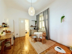 ULTRACENTRAL - 3 CAMERE - SPATIOS - CENTRALA AC - RENOVAT  - LIFT - VILA ISTORICA - imagine 2