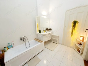 ULTRACENTRAL - 3 CAMERE - SPATIOS - CENTRALA AC - RENOVAT  - LIFT - VILA ISTORICA - imagine 10