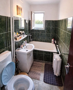 Apartament decomandat Valea Rosie. 