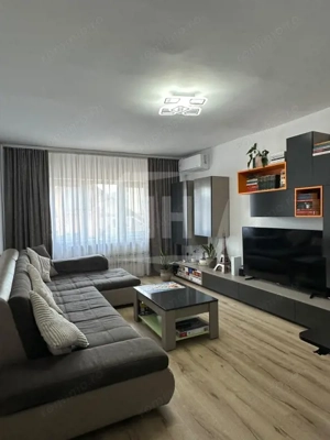 Apartament 2 camere, intermediar, 2 boxe, Zorilor