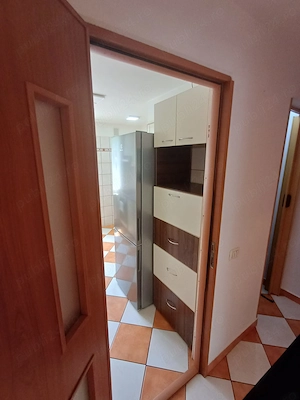 Proprietar, superb apartament cu 3 camere, boxa subsol si loc parcare - imagine 6