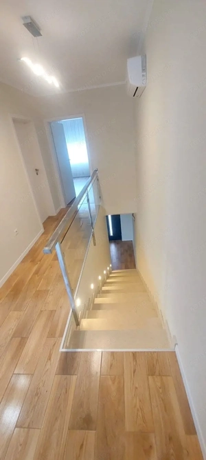 De vânzare casă premium tip duplex,  vedere spre Lacul Brates - imagine 15