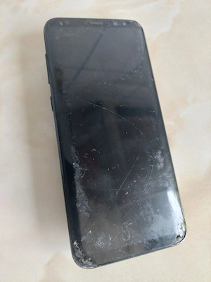 [S8+] Vând Samsung Galaxy S8 Plus Black (pentru piese) [poze reale]