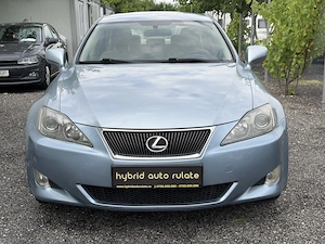 Lexus IS 220D 2.2  - imagine 6