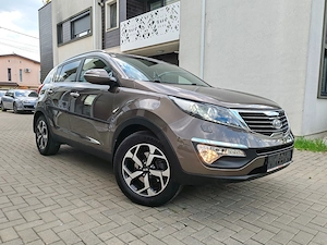 Kia Sportage Diesel Euro5 Navi Led Xenon CmrMasalier Climatronic Parktronic JanteBicolore Carlig etc