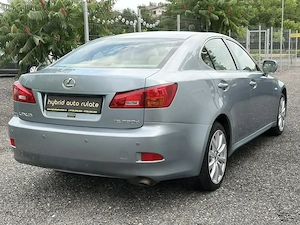 Lexus IS 220D 2.2  - imagine 4