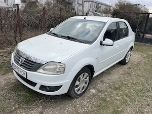 Dacia Logan   2012   1.2 l   benzină   238000 km   stare bună de funcționare! 2500  Euro ! - imagine 4