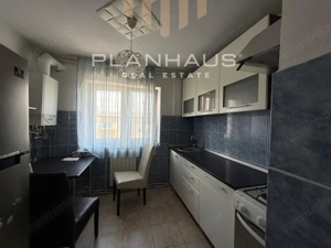 Apartament 2 camere,zona B-dul Traian Pizza Plus/Petru Rares