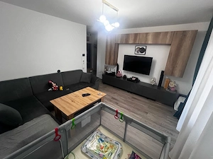 Apartament 3 camere - Aparatorii Patriei - imagine 3