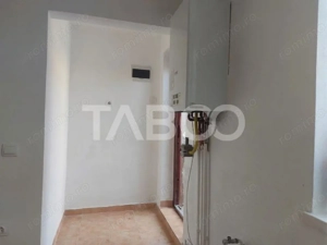 Apartament la curte 35mp 2 camere pivnita gradina str Magurii Cisnadie - imagine 8