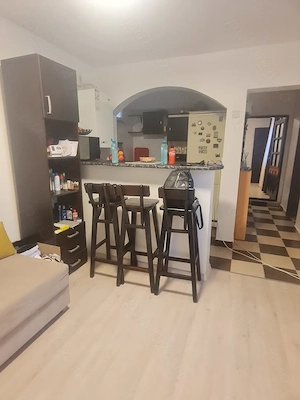 Vând apartament cu 2 camere - imagine 2
