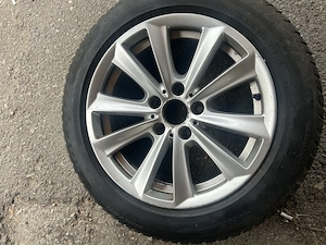 Jante cu anvelope de iarnă BMW