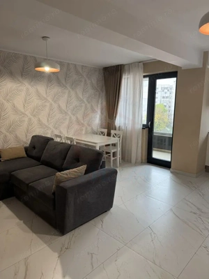 De închiriat 2 camere, Micro 17, 500 Euro/luna