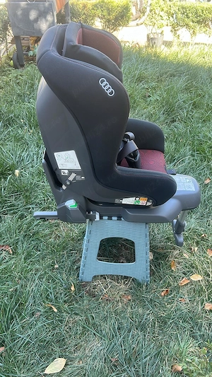 Vand scaun de masina Britax Romer pentru Audi