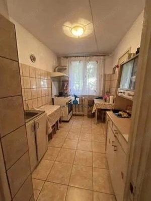 Vanzare Apartament 3 Camere Decomandat Giurgiului-Almasu Mare - imagine 7