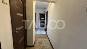 Apartament 4 camere 2 bai bloc cu lift pivnita Mihai Viteazul Sibiu - imagine 4