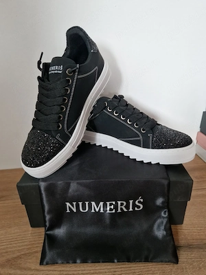 Adidași Casual Negri