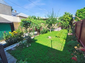 Casa de vanzare, 5 camere, ultracentral, 400 m de Piata Civica, teren 384 mp, full mobilat, toate ut - imagine 2
