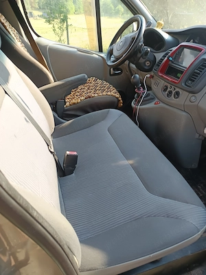 Trafic 2012 euro5 motor 2,0 - imagine 4