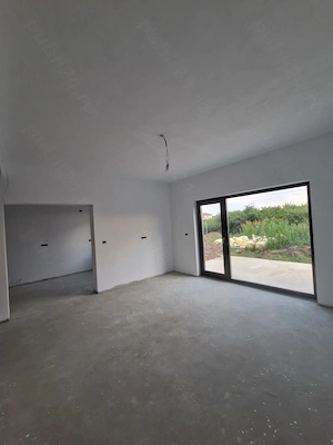 De vanzare jumatate de duplex P+M in Mosnita Noua - imagine 4