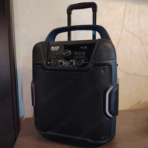 Boxa, microfon, suport microfon