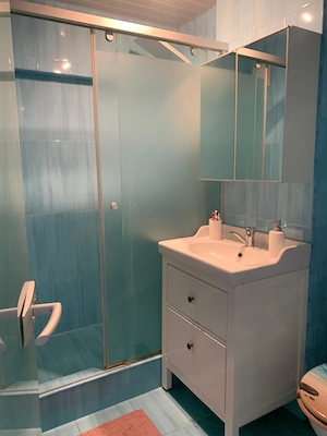 De vanzare apartament 3 camere  - imagine 3