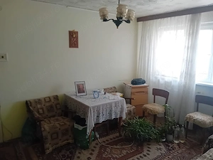 Apartament 2 camere, ultracentral, 50 mp, etaj 1, centrală termică, termopan, termoizolat - imagine 4