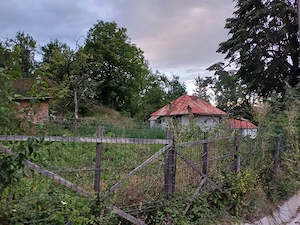 casa de vanzare cu teren  - imagine 2