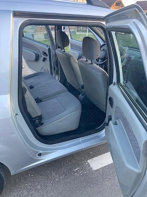 Dacia Logan MCV 1.5 dci klima înmatriculat în România  - imagine 6
