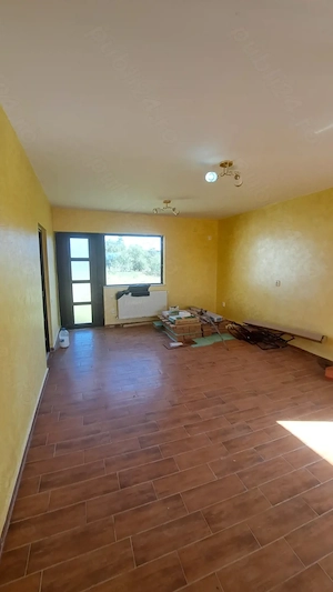 Casa in zona linistita - imagine 2