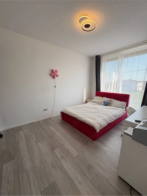 Proprietar vând casă în Dumbrăvița   zona Lac Pădure | Construcție 2022 | Piscină | Terasă 36 mp - imagine 7