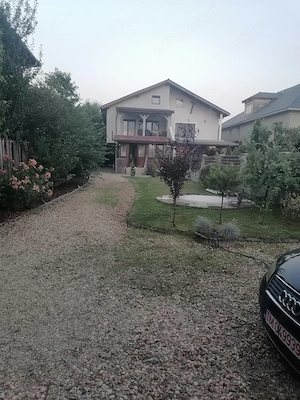 Vând casă duplex 
