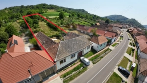 Casă în Valea Viilor – proprietate spațioasă cu teren de 1400 mp - imagine 2