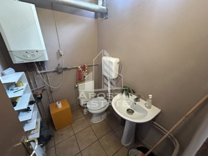 Spatiu comercial cu vad, 85 mp, langa Piata Aurora, zona Dambovita - imagine 4