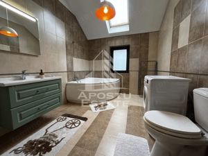 Mansarda inalta cu 2 camere de vanzare, loc de parcare, Dumbravita - imagine 10