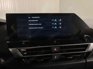 Citroen C4 - imagine 17