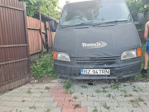 Vând Ford transit