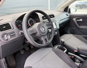 Volkswagen Polo 1.4 Life - imagine 10