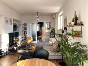 Apartament 2 camere, in vila, spatios, garaj, zona buna! - imagine 5