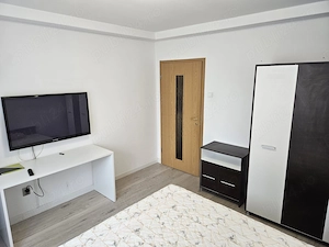 Închiriez apartament 3 camere decomandat, V. Aaron - imagine 3