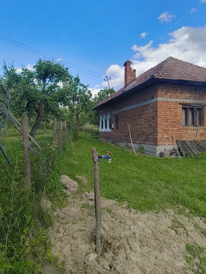 Casa de cărămidă + teren, sat Brătești comuna Albești la 25 de minute de Curtea de Argeș! - imagine 5