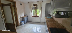 Vila 225mp, 5 camere, curte 507mp- Barcanesti, aproape de Ploiesti - imagine 5