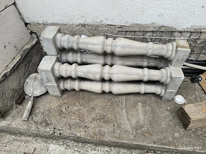 Vând baluștri 35 lei 