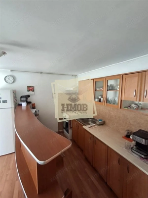 Apartament la casa 78 mpu pivnita| curte si parcare zona Sub-Arini - imagine 9