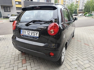 Chevrolet Spark 26000 km proprietar de noua - imagine 5